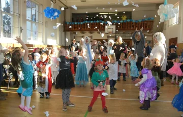 Dětský karneval - sokolovna Dětský karneval - sokolovna