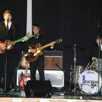 Koncert hudební skupiny-Brouci Band-The Beatles Revival dne 18.5.2014 od 16.00hod v sokolovně,K Šeberáku 161/16
