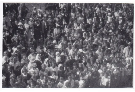 Fotografie - škola v Kunraticích