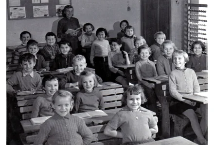 Fotografie - škola v Kunraticích