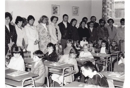 Fotografie - škola v Kunraticích