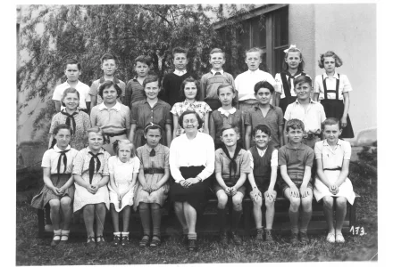 Fotografie - škola v Kunraticích