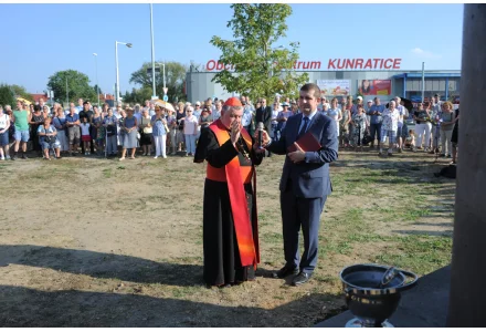 Slavnostní požehnání sousoší kalvárie 15.září 2016 v 16 hodin