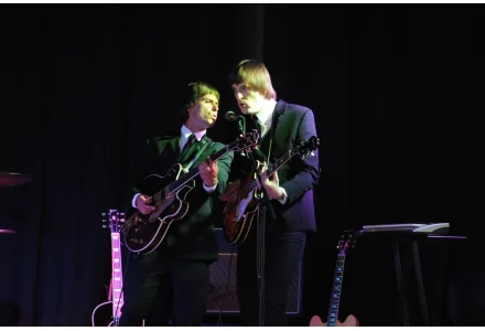 Koncert hudební skupiny-Brouci Band-The Beatles Revival dne 18.5.2014 od 16.00hod v sokolovně,K Šeberáku 161/16