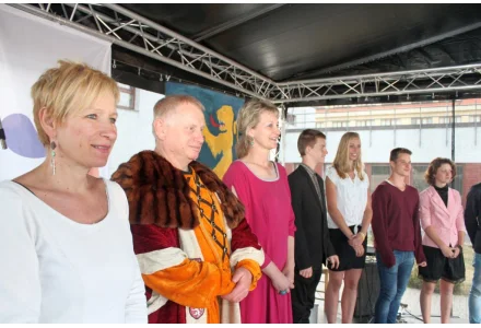 Zahradní slavnost v Základní škole Kunratice