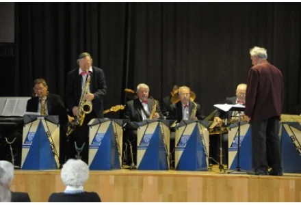 "Vzpomínka na Glenna Millera" v podání BIG BANDu