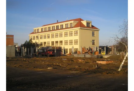 Fotografie - škola v Kunraticích